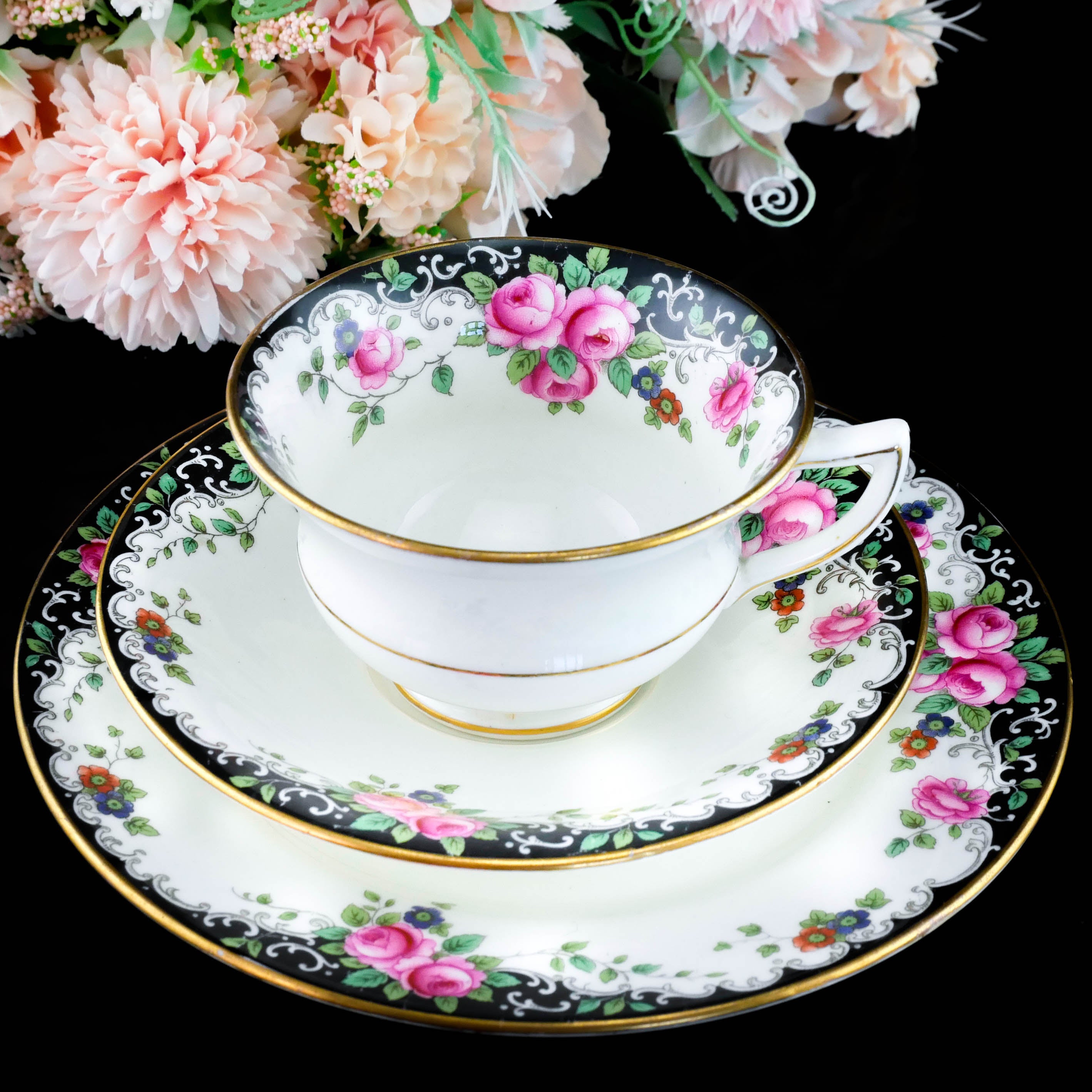 Aynsley China - 【英国ビンテージ】エインズレイ★アネモネ★トリオ Aynsley China - 【英国ビンテージ】エインズレイ☆アネモネ