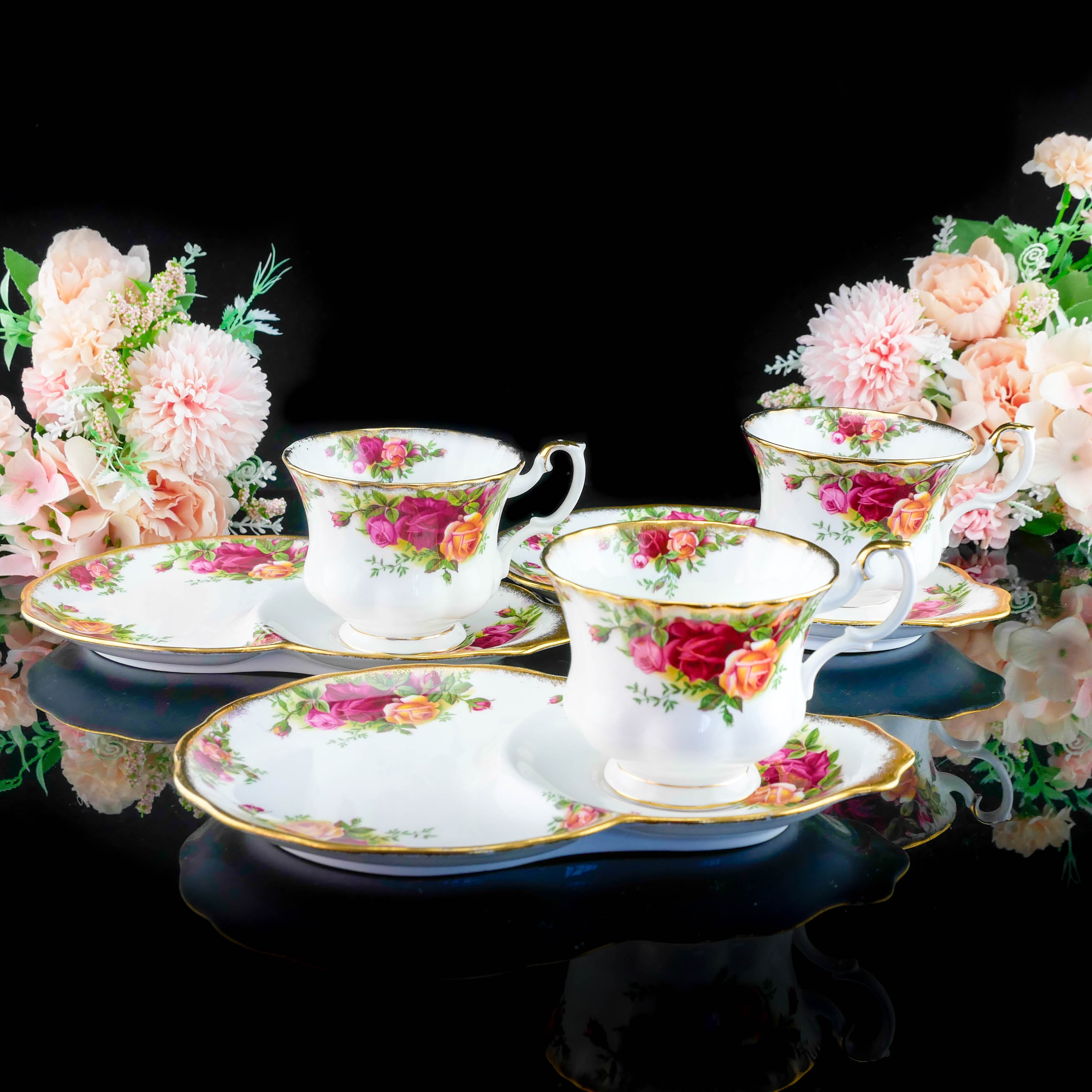 ロイヤル・アルバート『オールド・カントリー・ローズ』 テニスセット