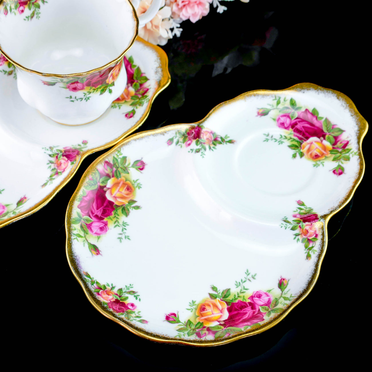 ロイヤルアルバート　オールドカントリーローズ　テニスセット ロイヤル・アルバート『オールド・カントリー・ローズ』 テニス