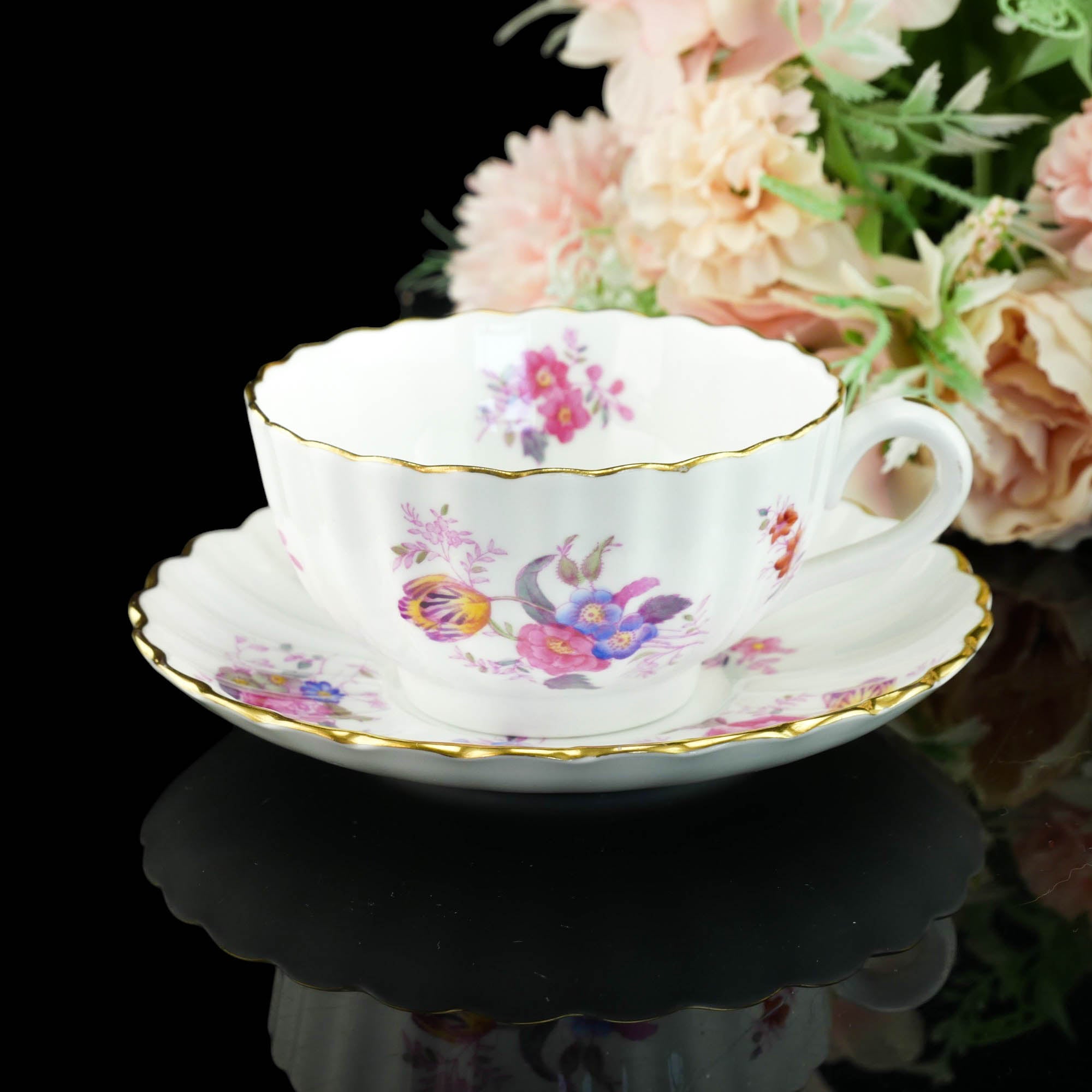 スポード・コープランド『春色のシンフォニー』 - 英国アンティークス