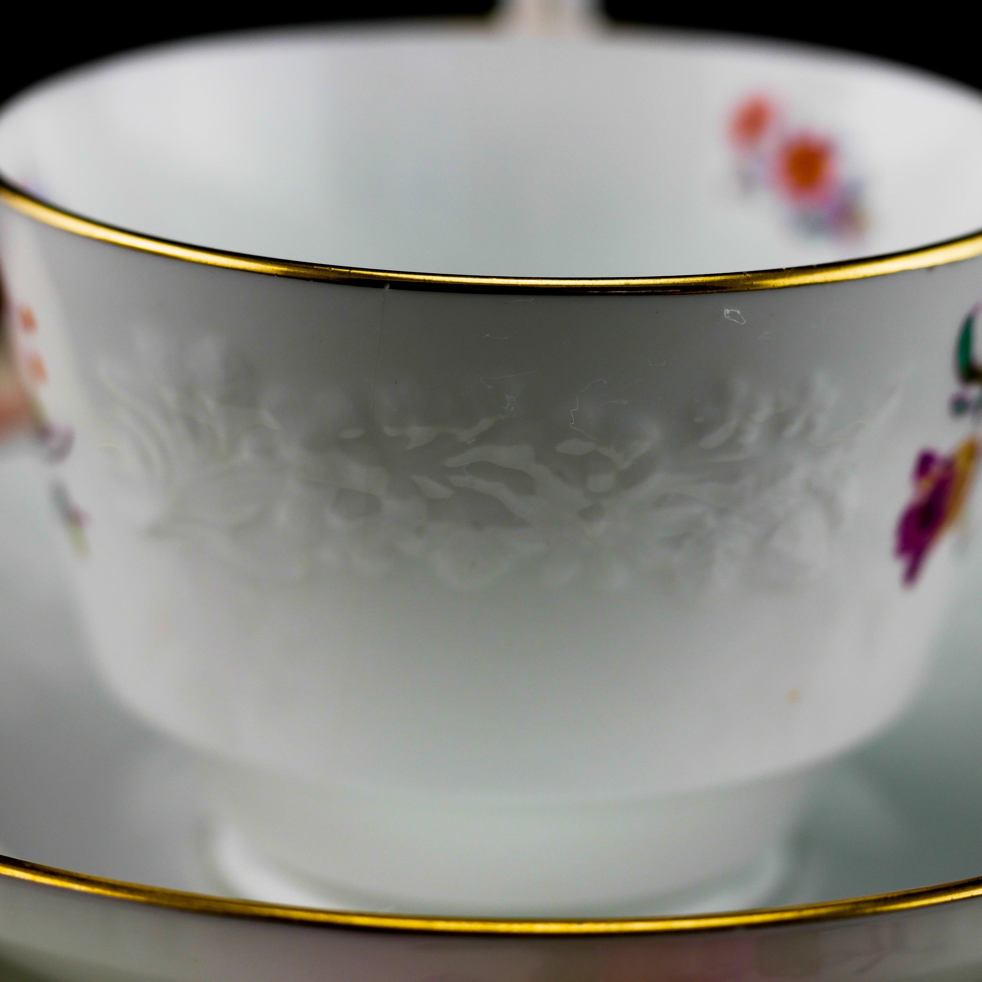 Spode Copeland スポードコープランド『エンボスの花』 スポード・コープランド ティーセット - 英国アンティークス  アンティークカップ,アンティークシルバー,アンティークジュエリー