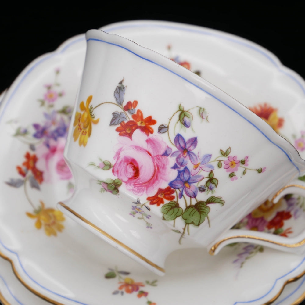 専用　豪華　極美品　ロイヤルクラウンダービー　ポジー　トリオB　英国アンティーク ロイヤルクラウンダービー-ポジーブルーライン-トリオ - 英国
